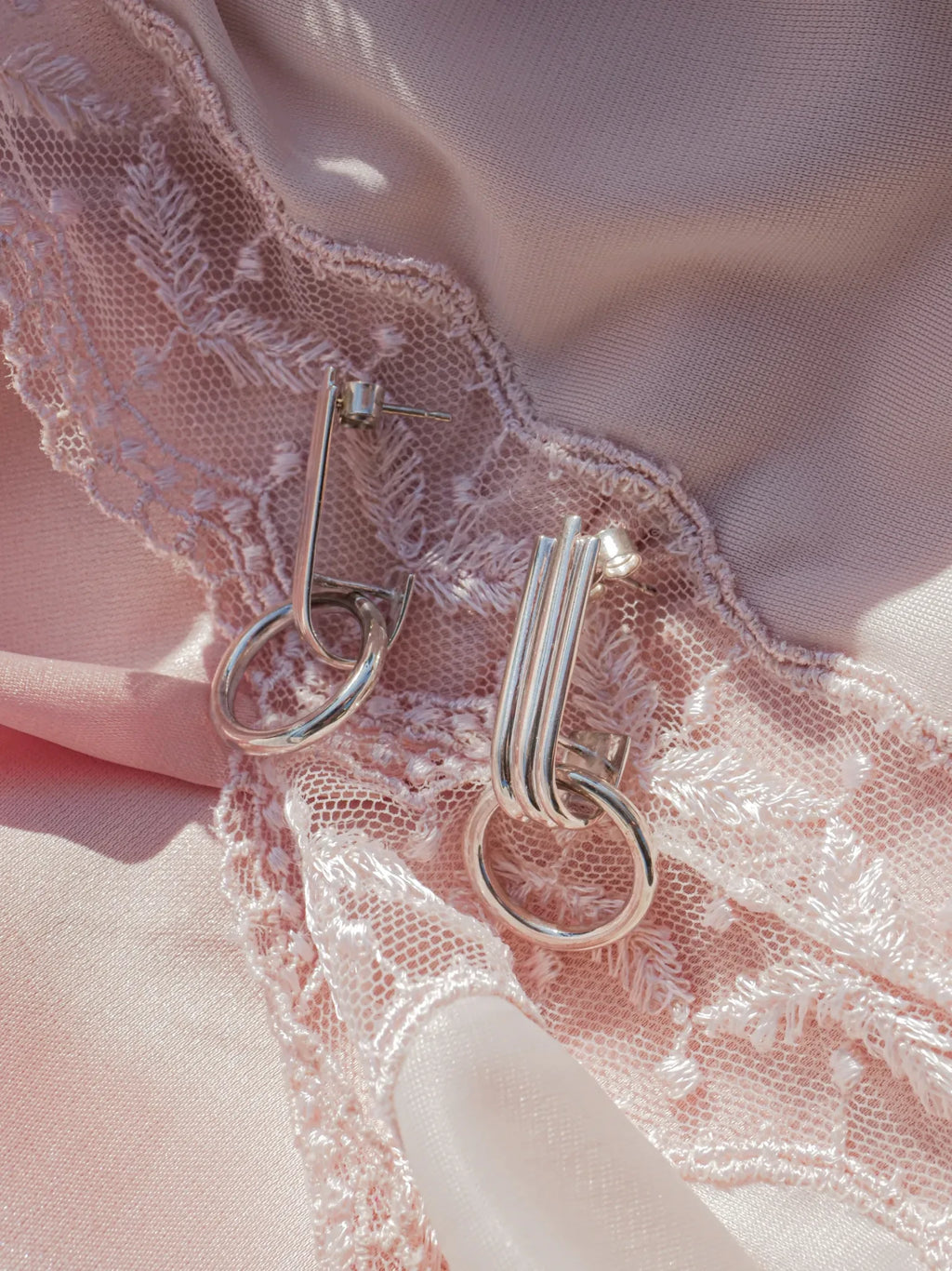 CLOCHETTES